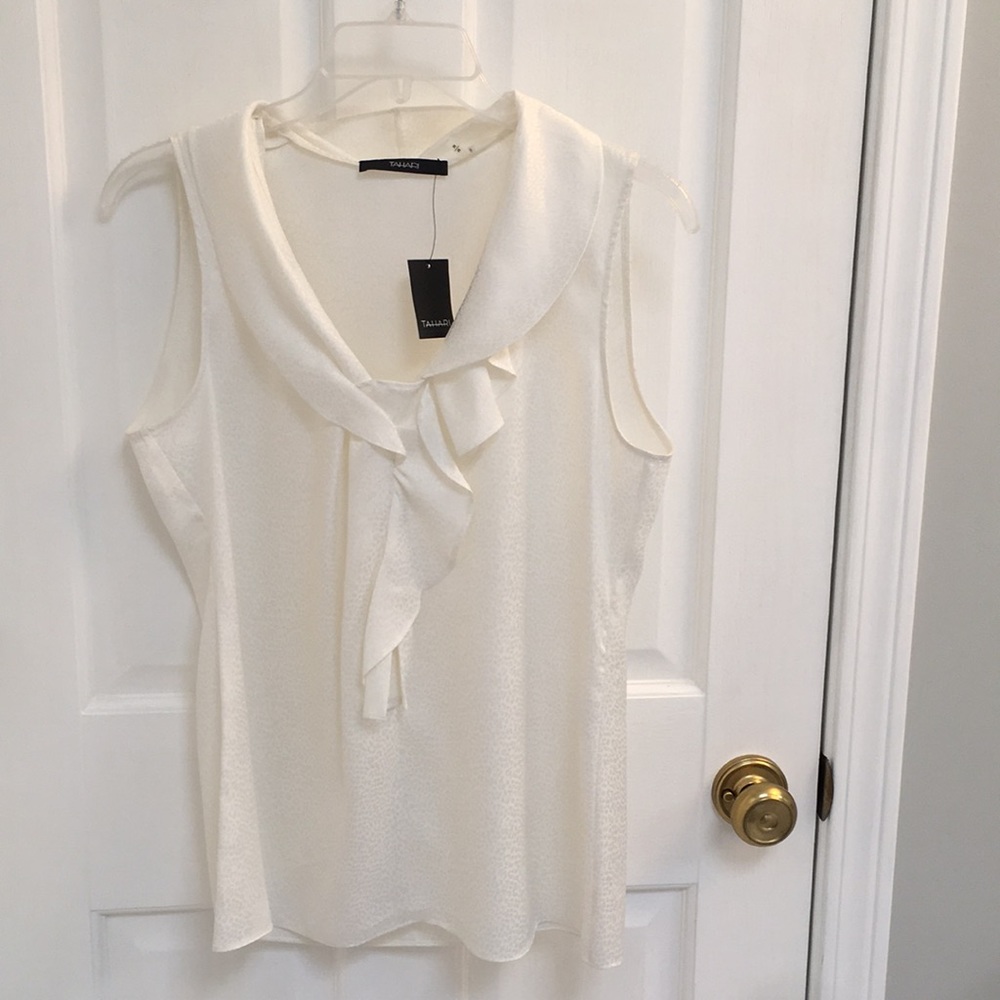 Tahari NWT creme blouse